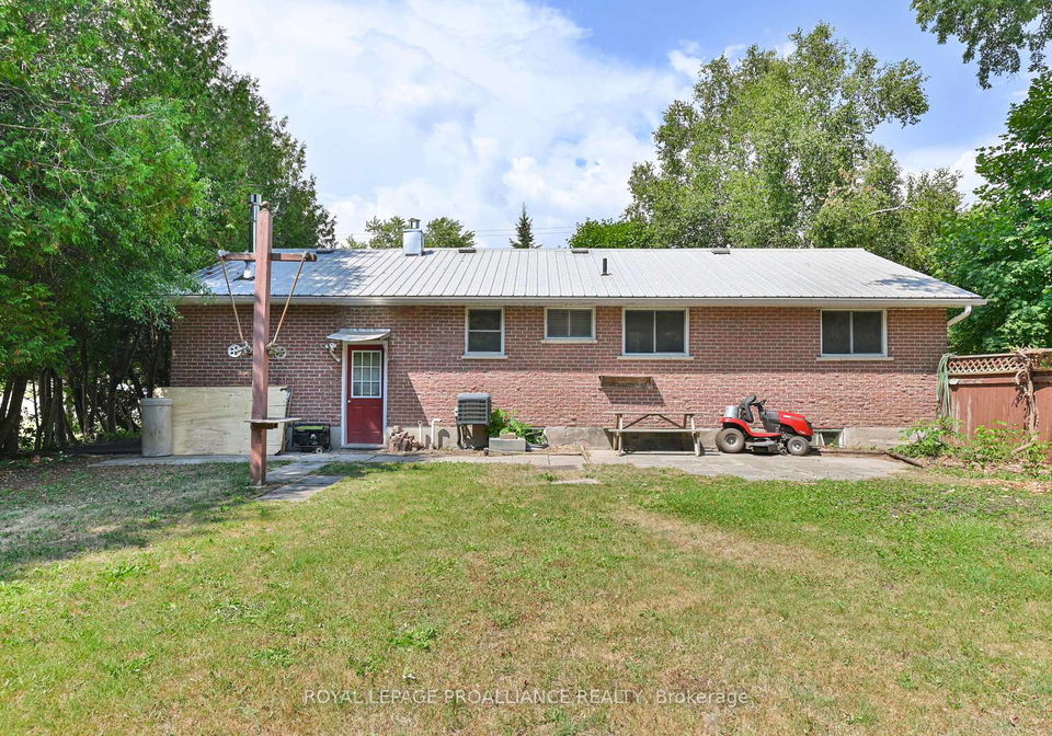 1239-frankford-road-quinte-west-ontario-x12344425