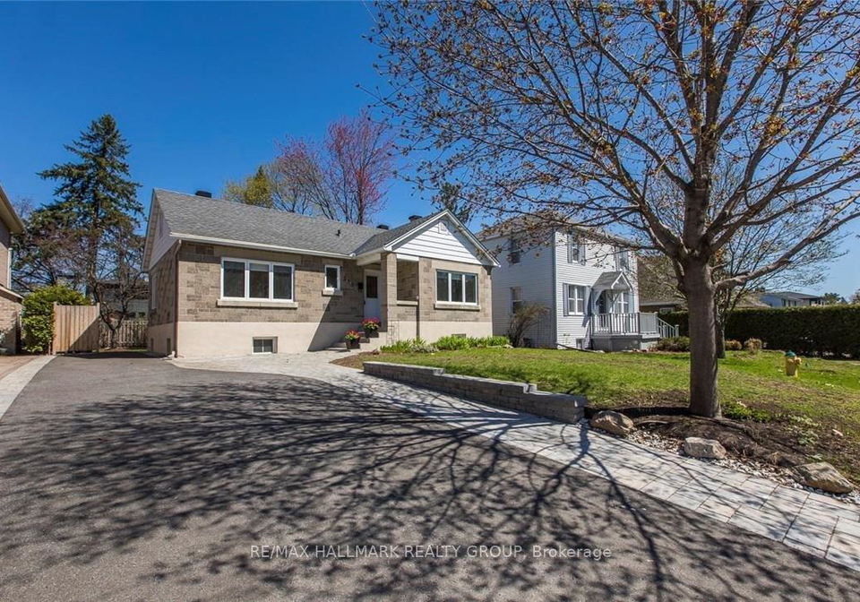 315-summit-avenue-ottawa-ontario-x12344540