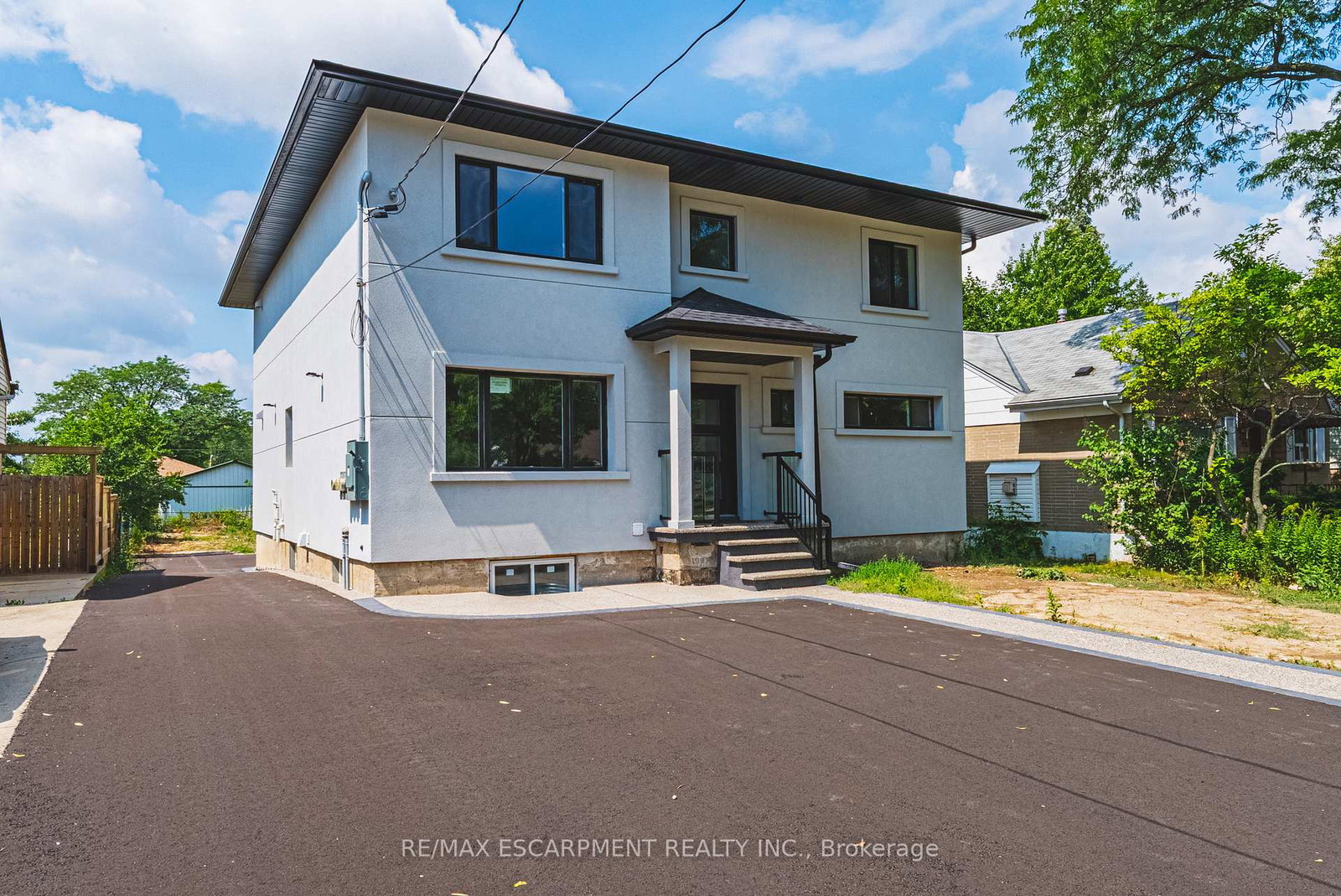 472-east-36th-street-hamilton-ontario-x12344810