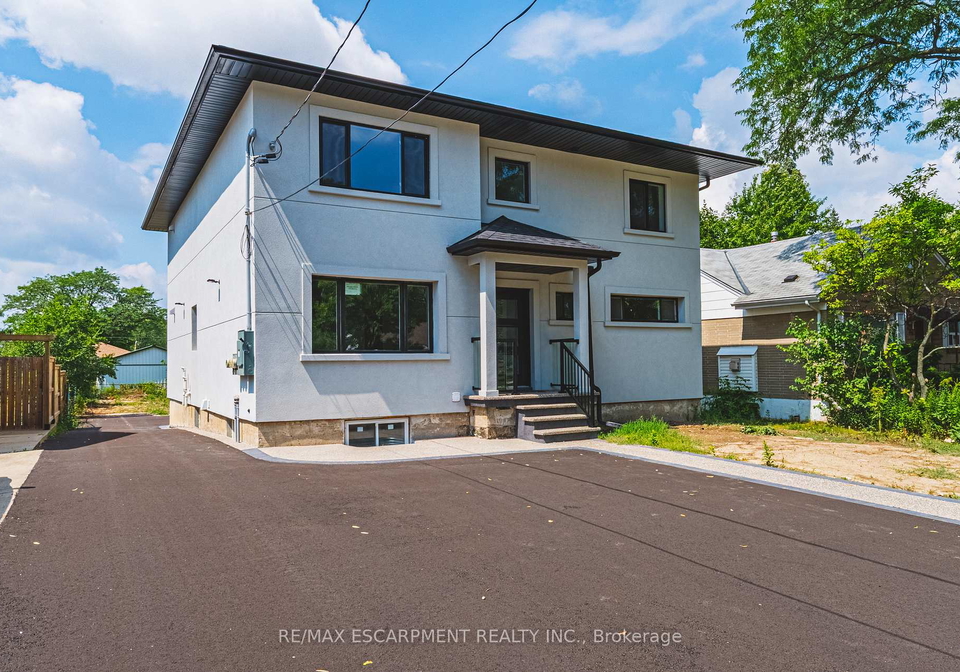 472-east-36th-street-hamilton-ontario-x12344810