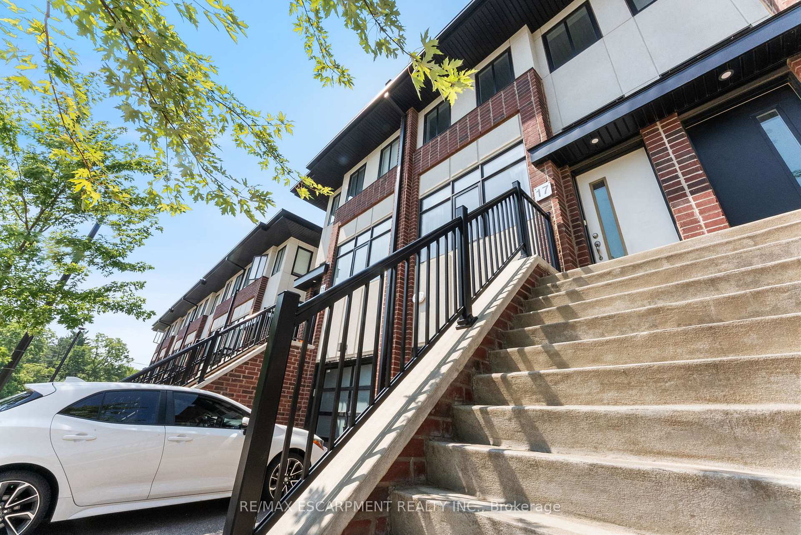 17-mulhollard-lane-hamilton-ontario-x12345055
