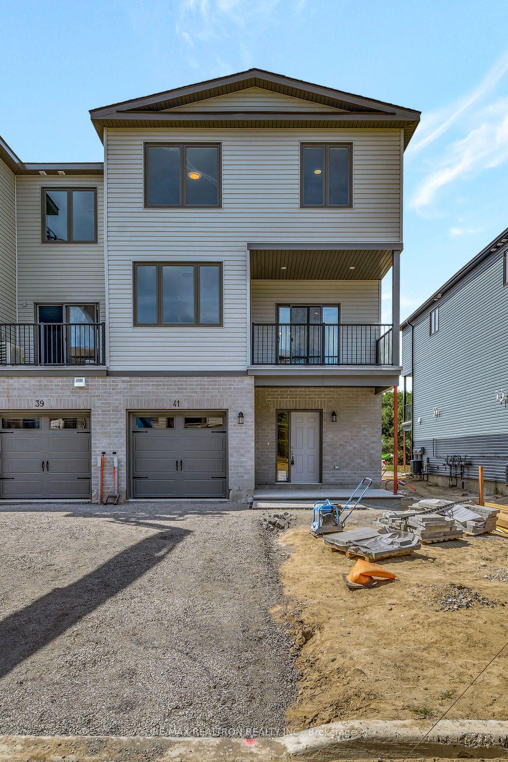 41-evans-street-prince-edward-county-ontario-x12345124