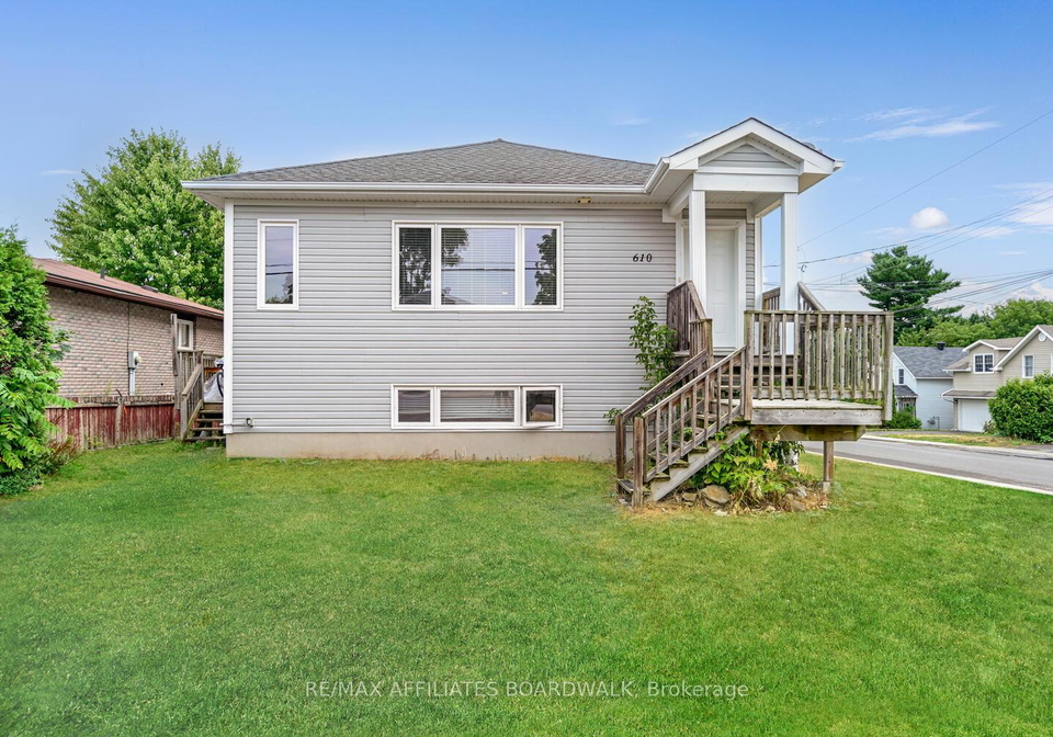 610-st-lawrence-street-prescott-ontario-x12345195