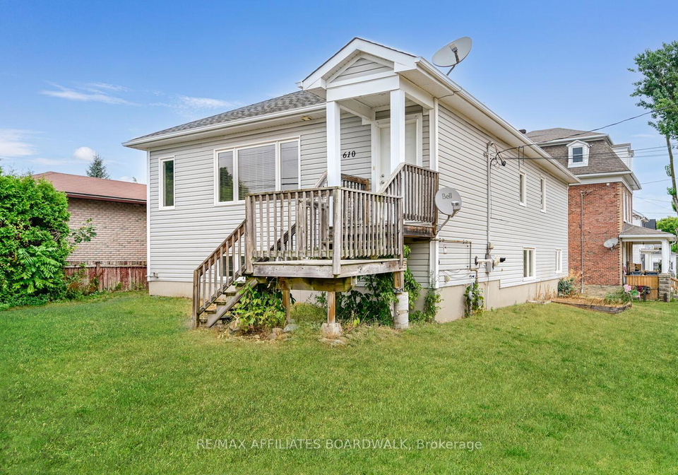 610-st-lawrence-street-prescott-ontario-x12345195