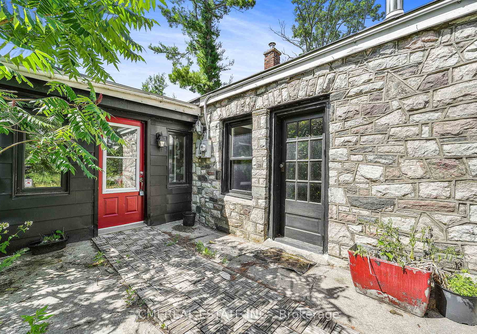 4422-county-road-6-north-kawartha-ontario-x12345248