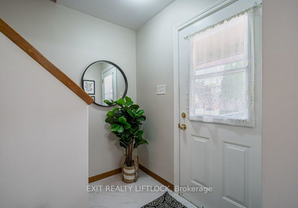 2075-walker-avenue-peterborough-east-ontario-x12345325