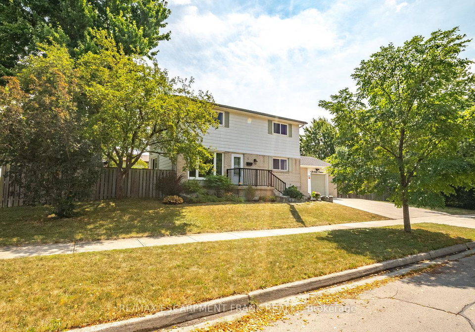 1-yorkdale-crescent-hamilton-ontario-x12345514