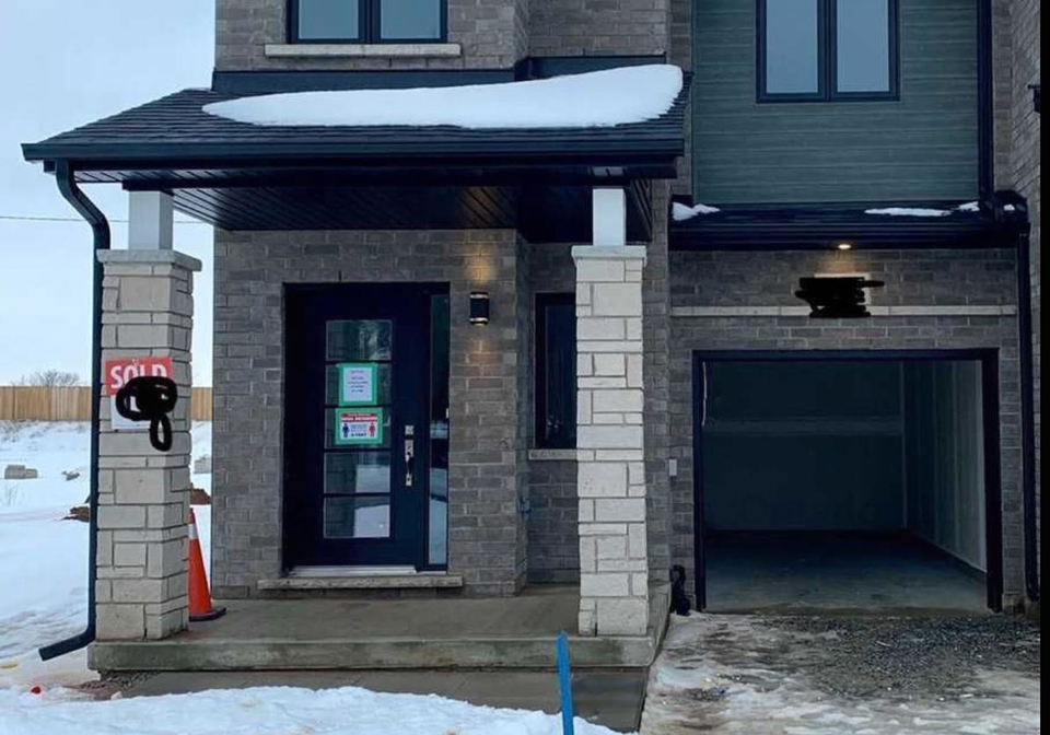 6697-cropp-street-niagara-falls-ontario-x12345635