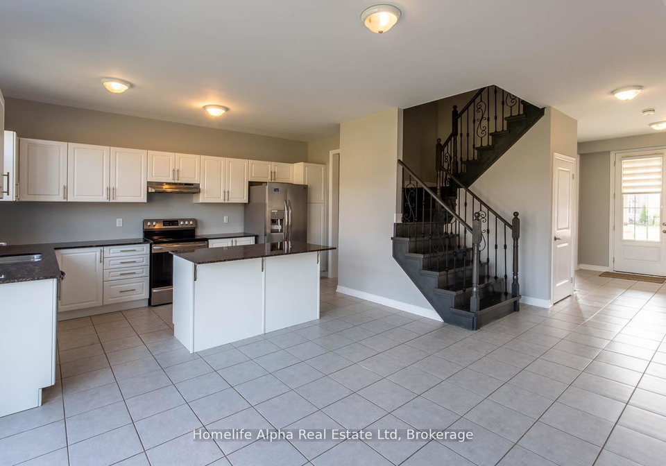 6-monarch-road-prince-edward-county-ontario-x12345638