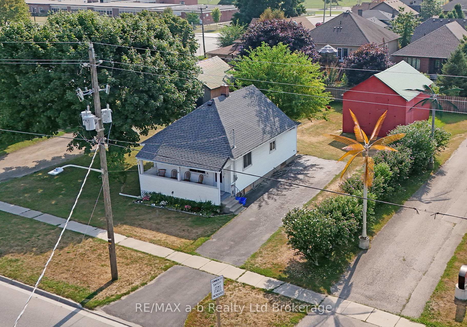 50-stover-street-s-norwich-ontario-x12345906