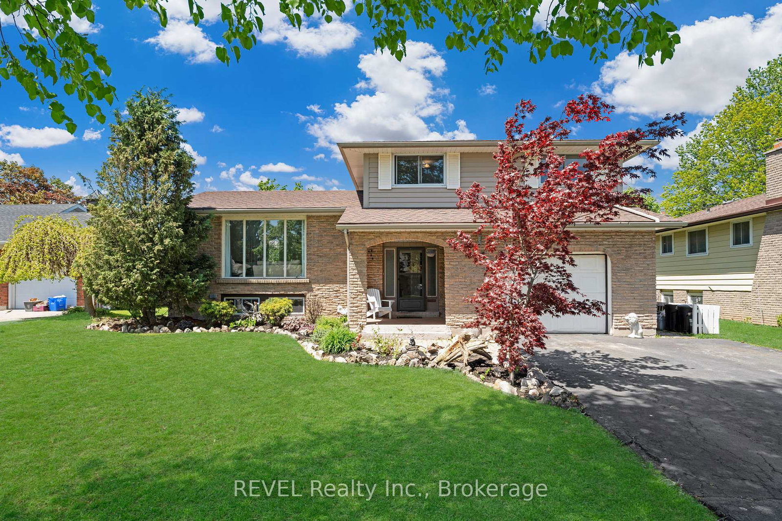 22-mccoll-drive-welland-ontario-x12345966