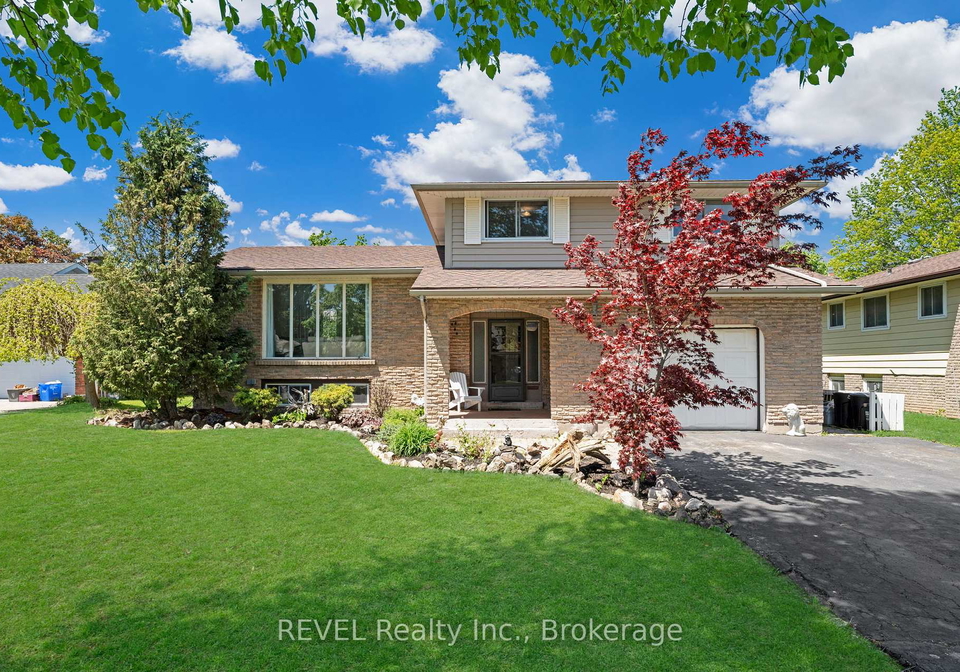 22-mccoll-drive-welland-ontario-x12345966