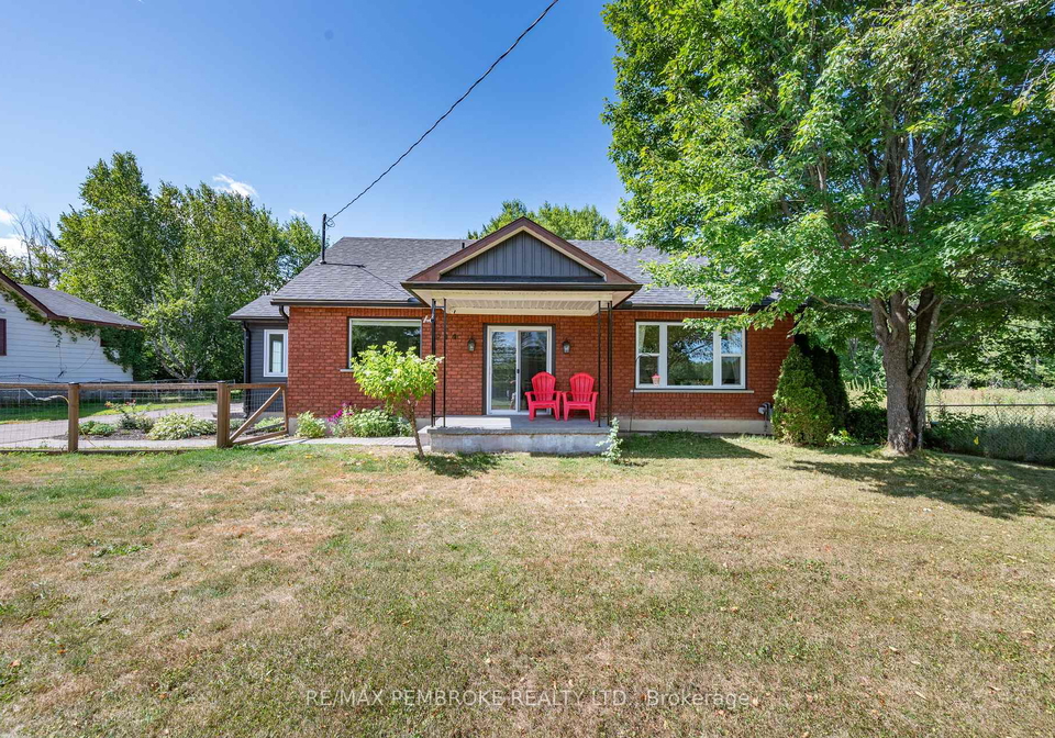 214-golf-course-road-laurentian-valley-ontario-x12345983
