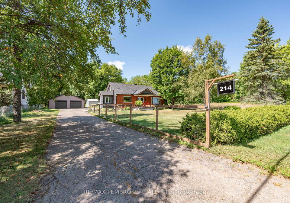 214-golf-course-road-laurentian-valley-ontario-x12345983