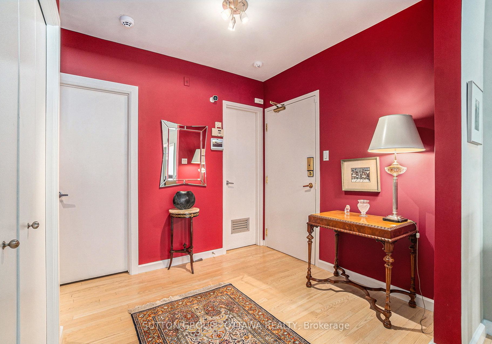 287-maclaren-street-ottawa-ontario-x12346024