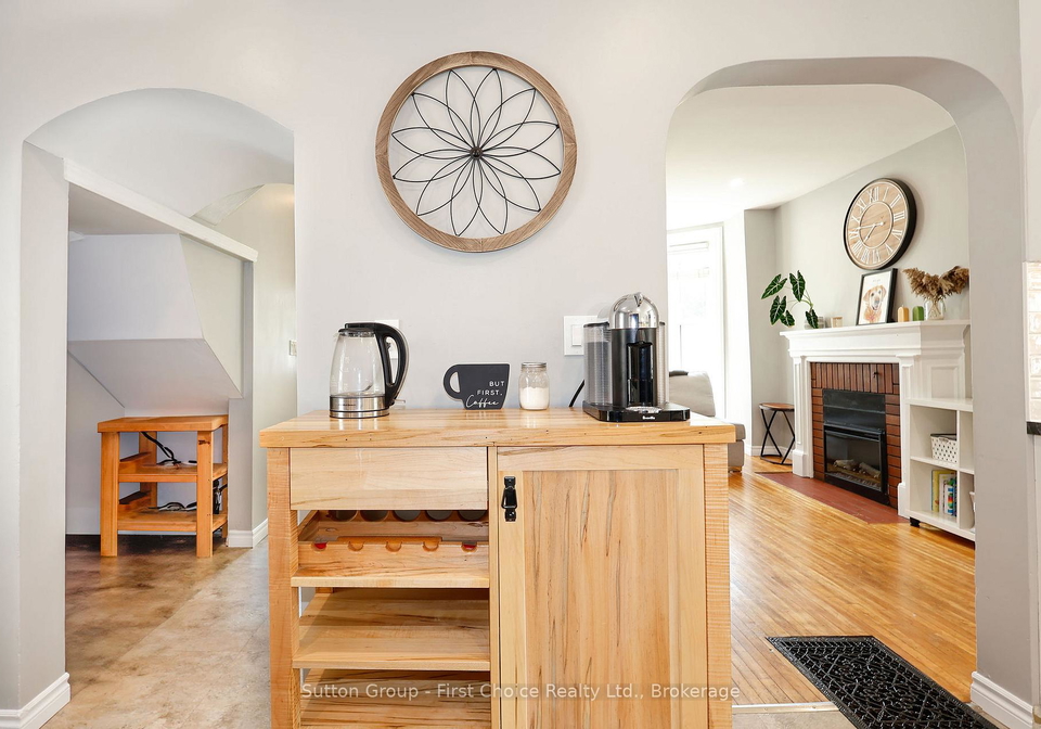 64-dufferin-street-stratford-ontario-x12346064
