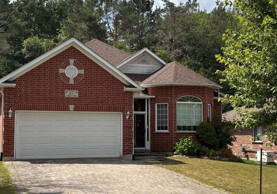 27-kirbys-way-huntsville-ontario-x12346084