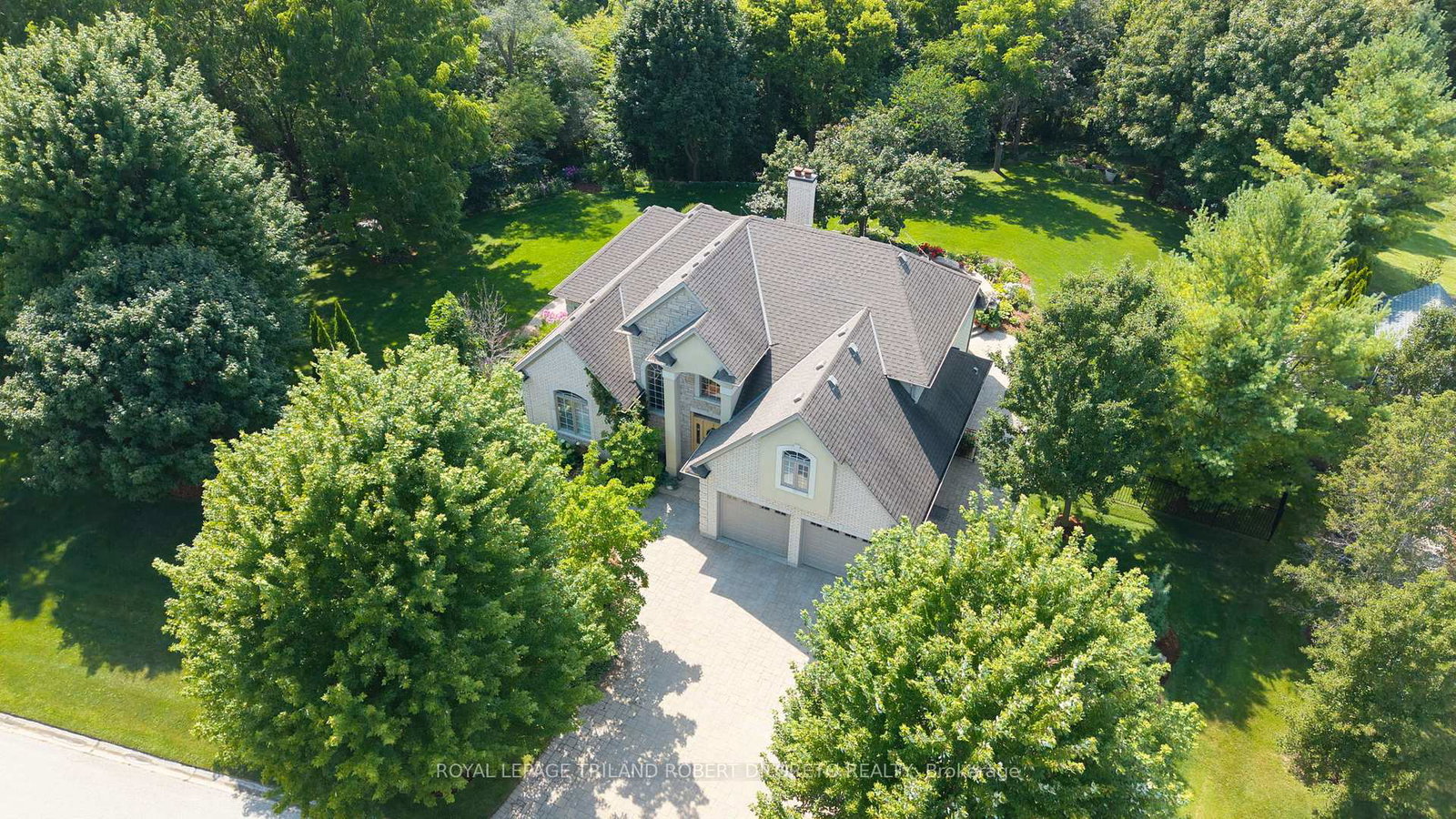 27-hoefnagels-crescent-strathroy-caradoc-ontario-x12346087