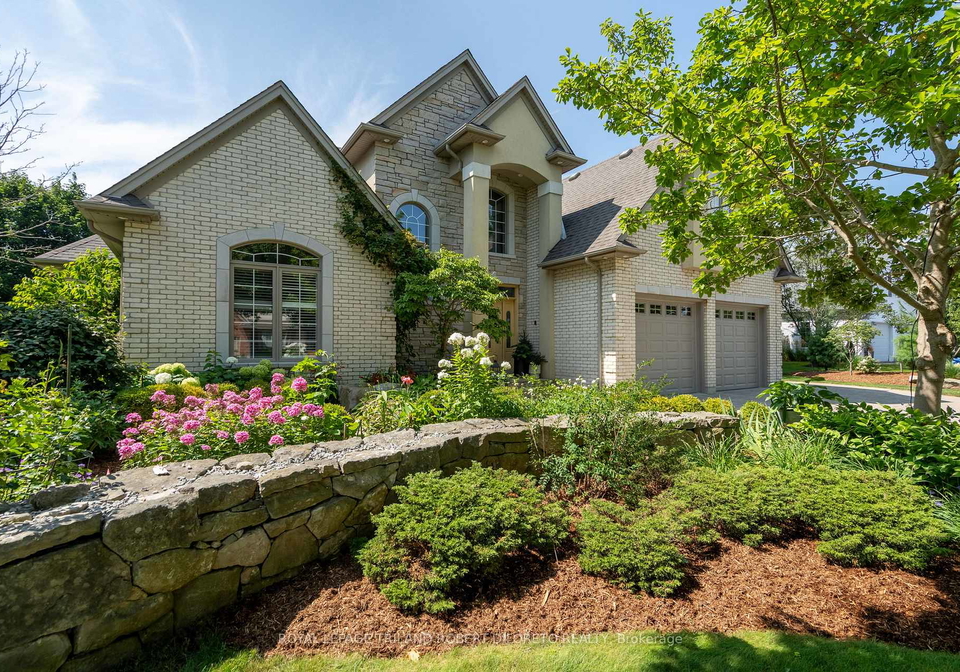 27-hoefnagels-crescent-strathroy-caradoc-ontario-x12346087
