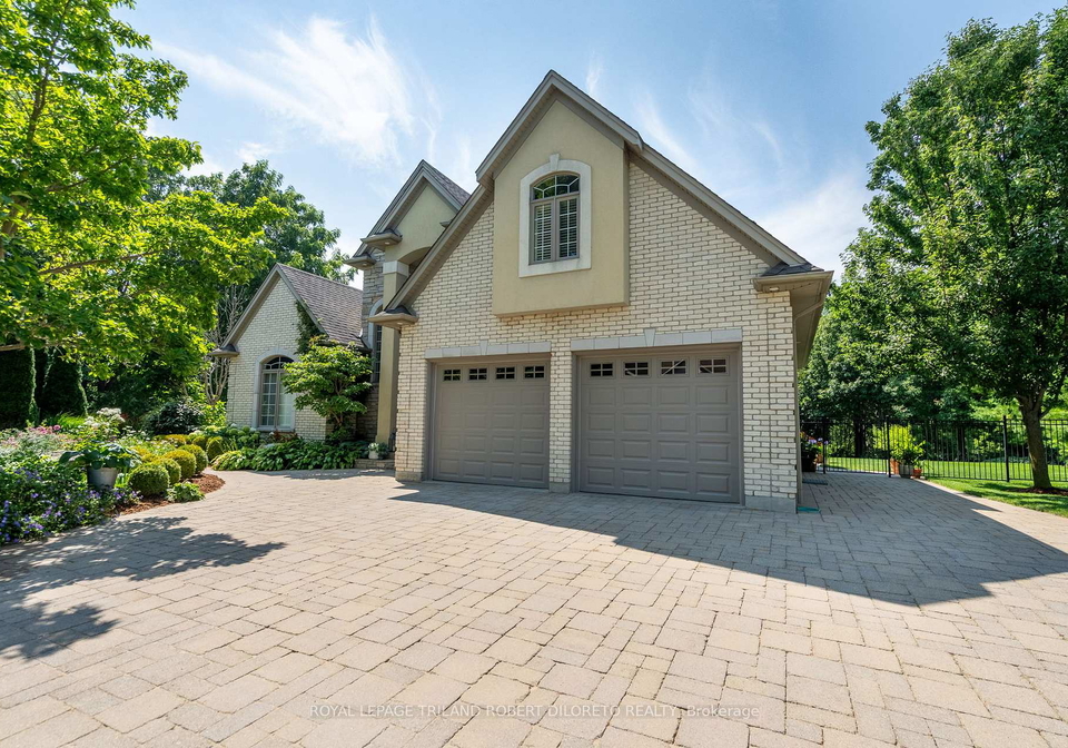 27-hoefnagels-crescent-strathroy-caradoc-ontario-x12346087