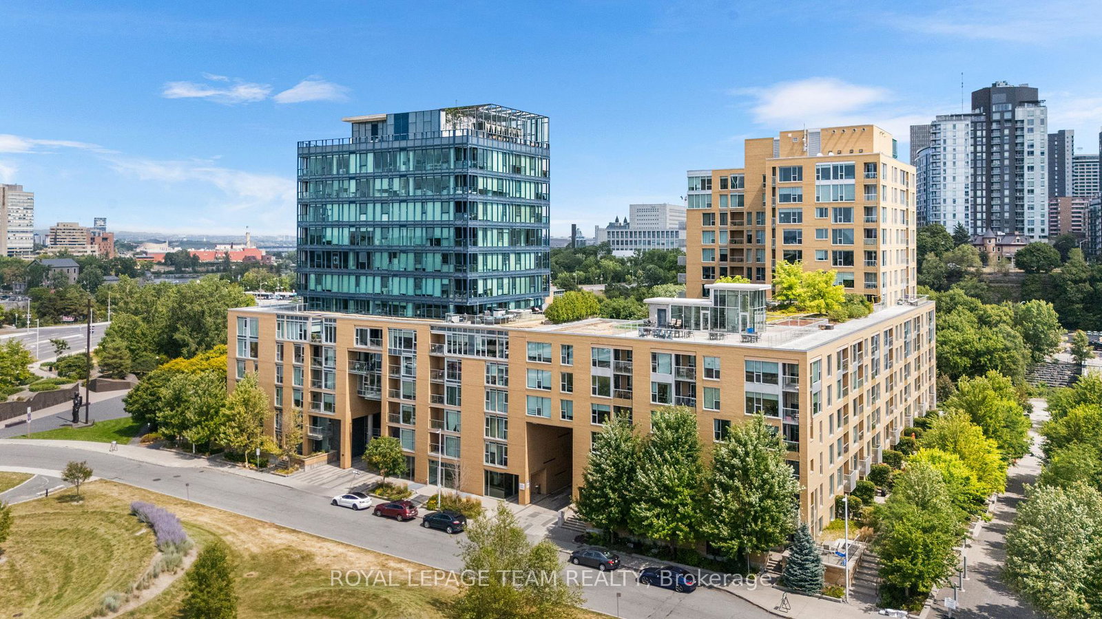 250-lett-street-ottawa-ontario-x12346196