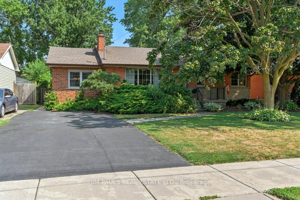 207-broker-drive-hamilton-ontario-x12346434