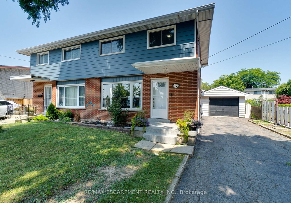 17-ronaldshay-avenue-hamilton-ontario-x12346512