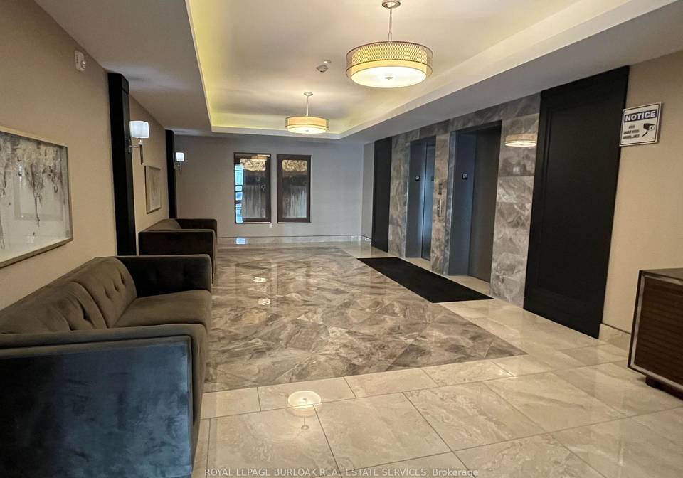 101-shoreview-place-hamilton-ontario-x12346732