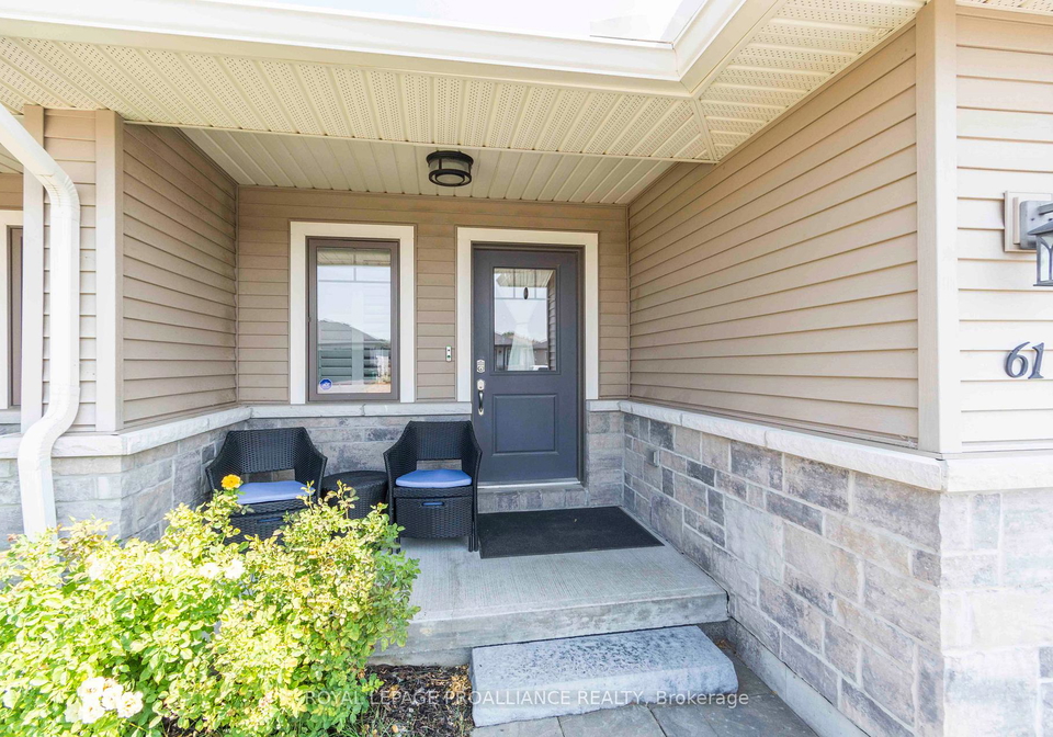 61-deacon-place-belleville-ontario-x12346802