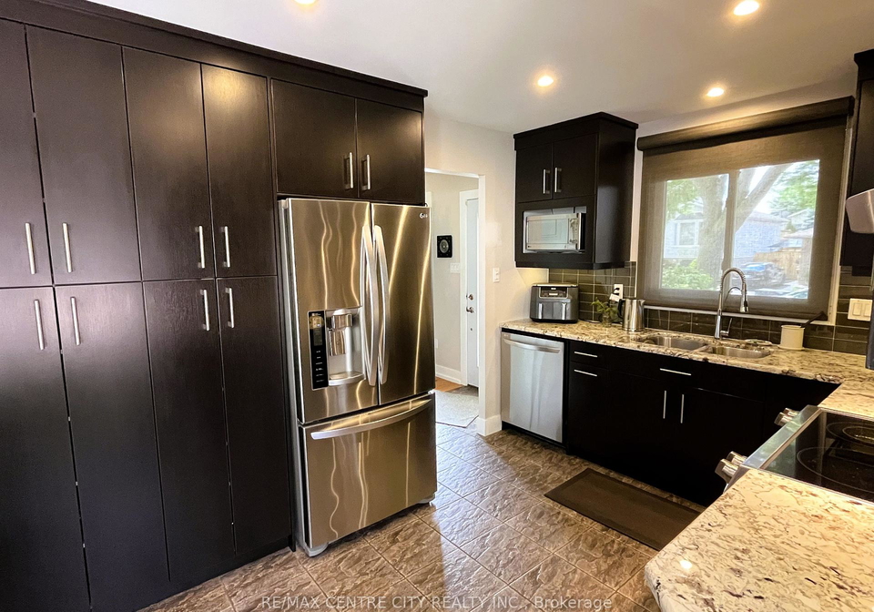 15-speight-crescent-london-east-ontario-x12346902