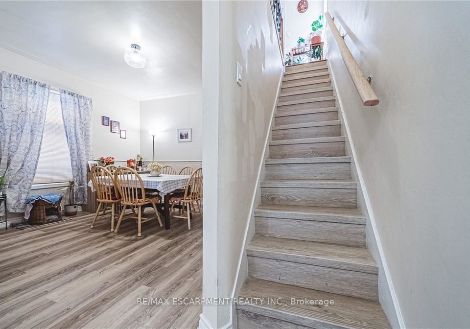 64-kinrade-avenue-hamilton-ontario-x12346931