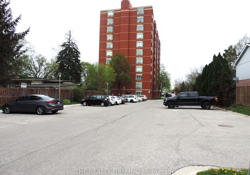 76-base-line-road-w-london-south-ontario-x12346937