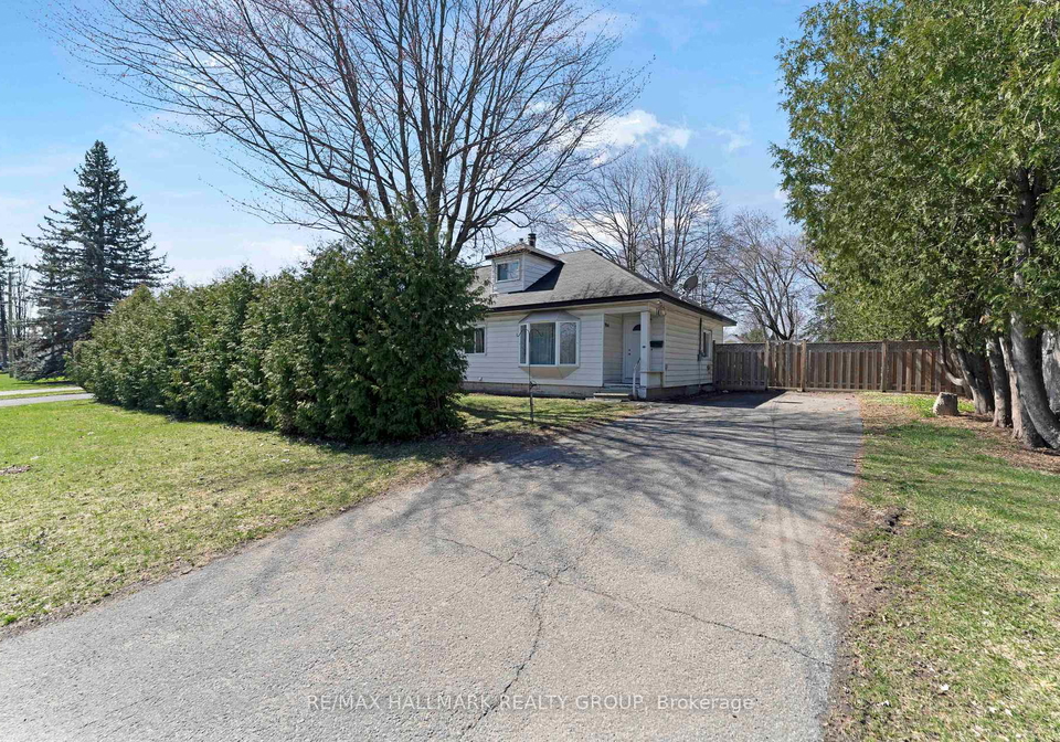 984-miss-ottawa-street-ottawa-ontario-x12347045