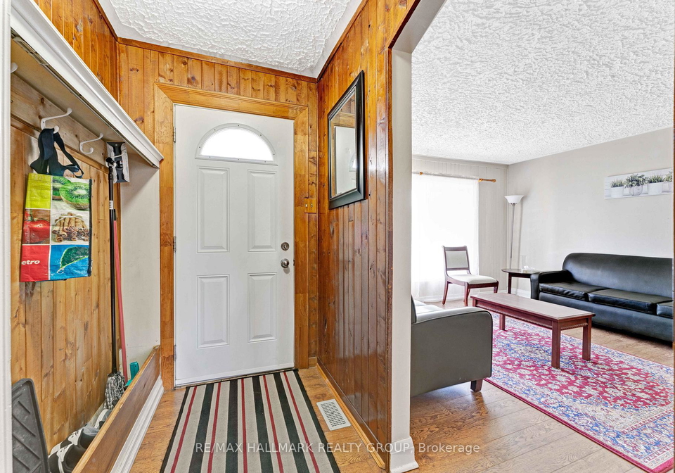 984-miss-ottawa-street-ottawa-ontario-x12347045