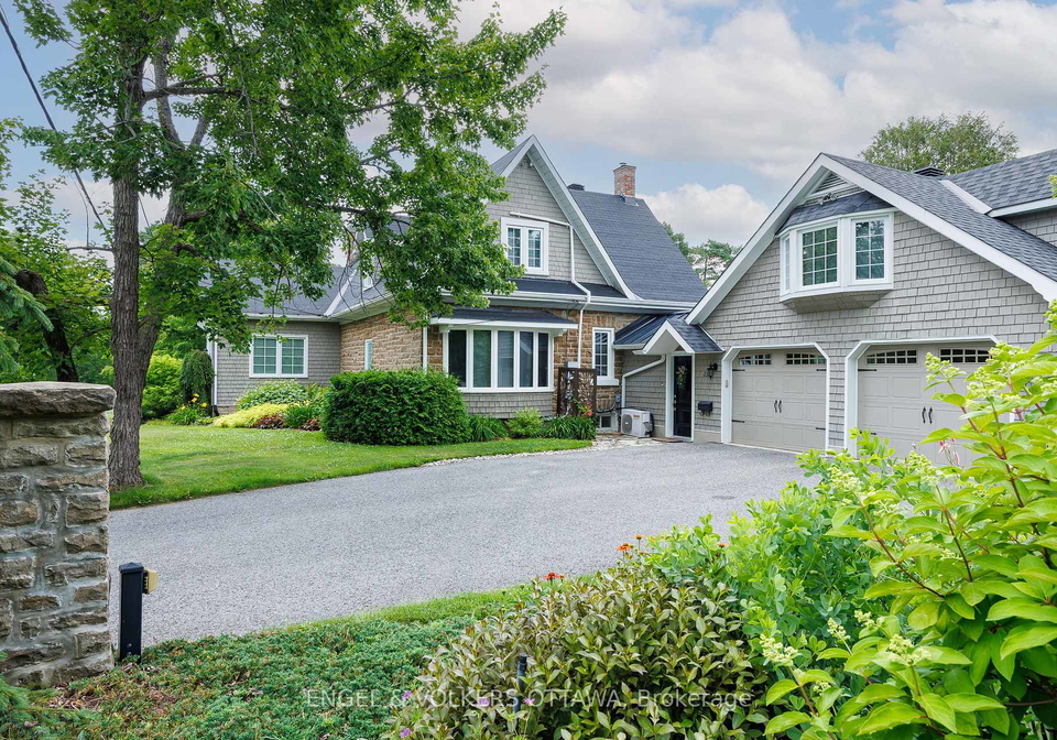 233-strathburn-street-mississippi-mills-ontario-x12347080
