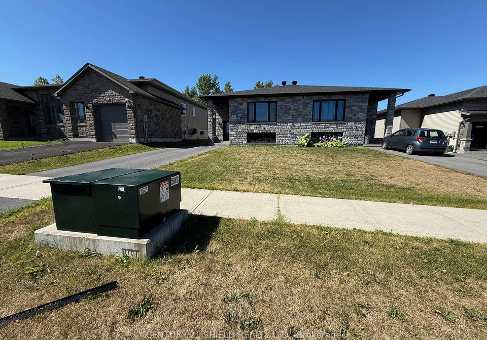 240-glen-nora-drive-cornwall-ontario-x12347344