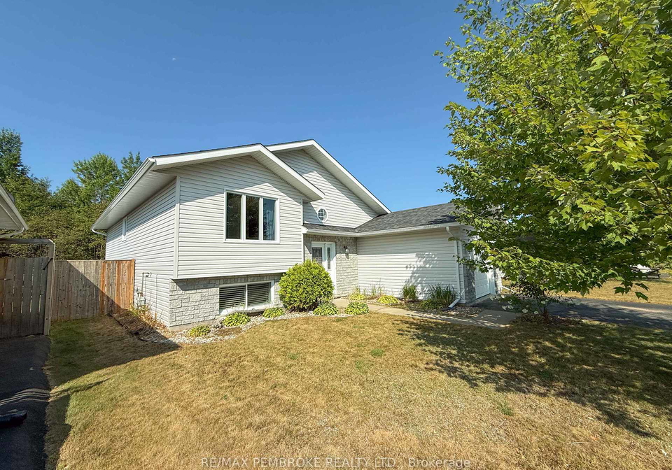 49-oak-avenue-petawawa-ontario-x12347451