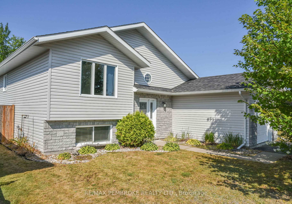 49-oak-avenue-petawawa-ontario-x12347451