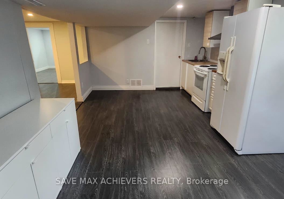 176-wellesley-crescent-london-east-ontario-x12347584