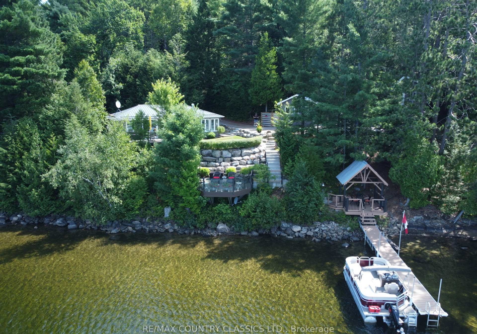 156-eastside-tront-lake-lane-madawaska-valley-ontario-x12348049
