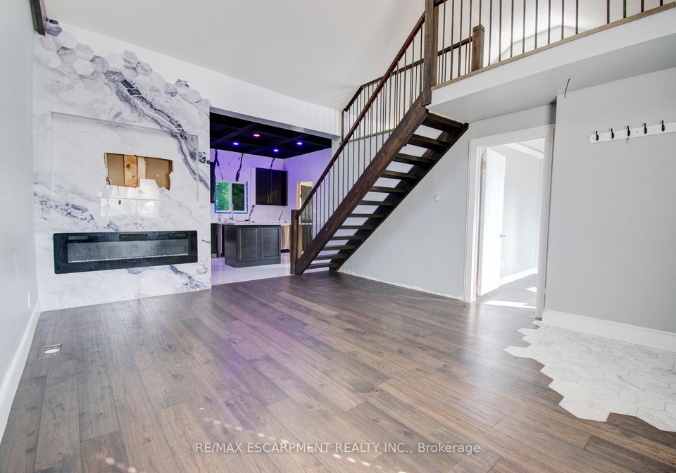 85-east-17th-street-hamilton-ontario-x12348150