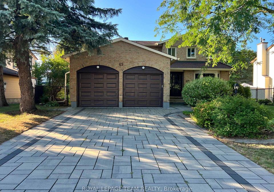 49-farm-gate-crescent-ottawa-ontario-x12348204