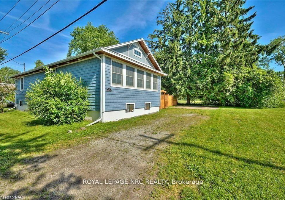 213-schooley-road-fort-erie-ontario-x12348213