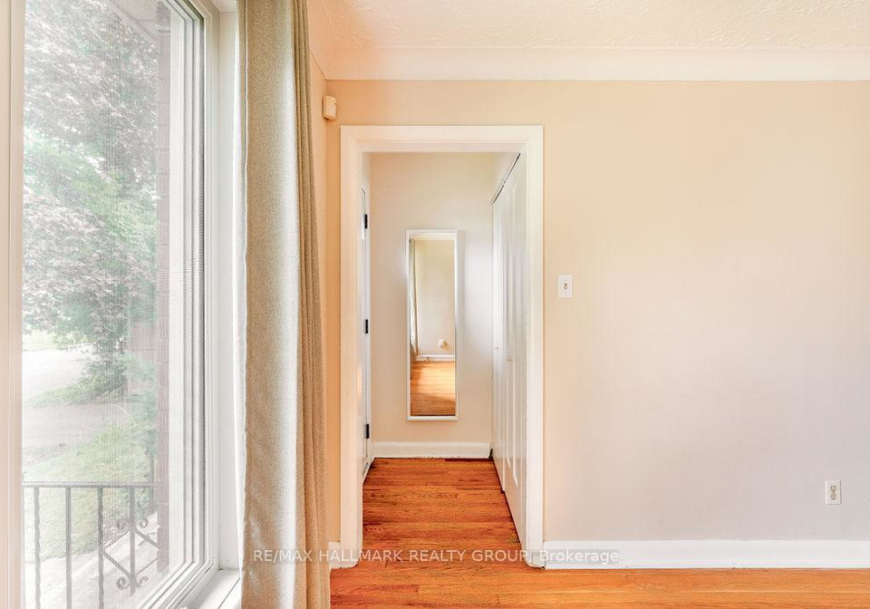 2042-honeywell-avenue-ottawa-ontario-x12348237