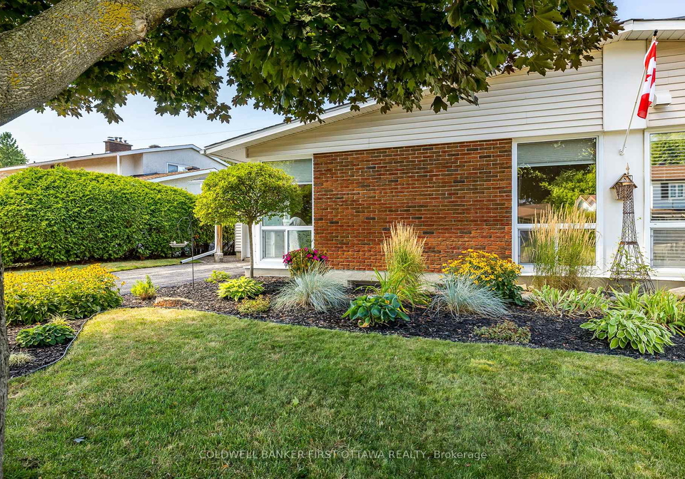 48-downsview-crescent-ottawa-ontario-x12348357