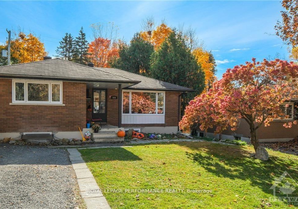 926-charleswood-avenue-ottawa-ontario-x12349147