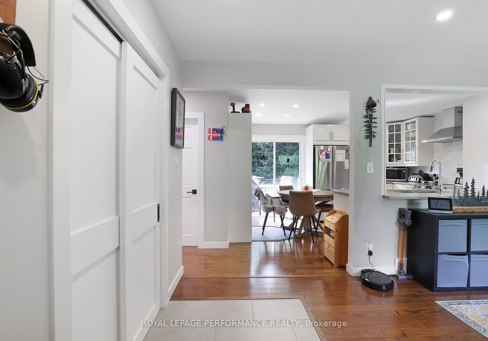 926-charleswood-avenue-ottawa-ontario-x12349147