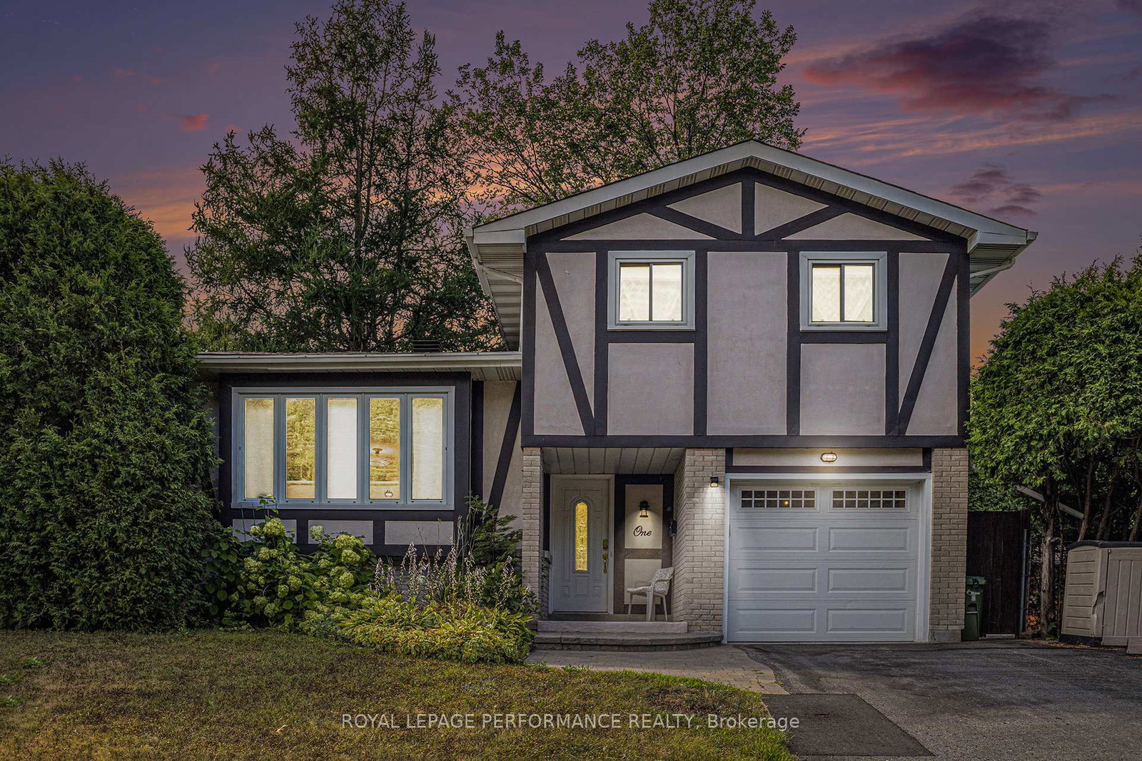 1-wedgewood-crescent-ottawa-ontario-x12349414