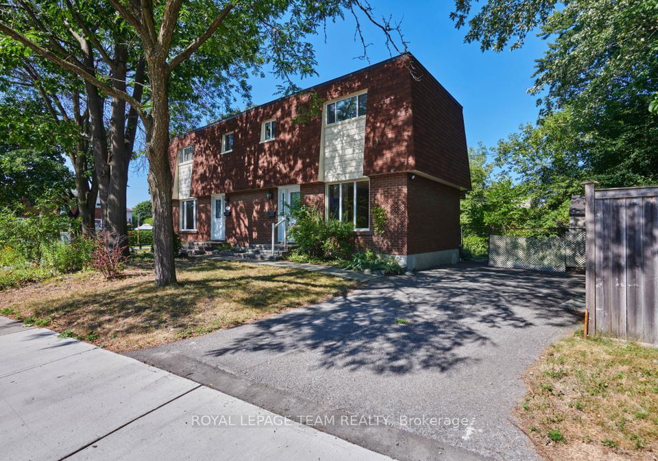 939-kirkwood-avenue-ottawa-ontario-x12349531