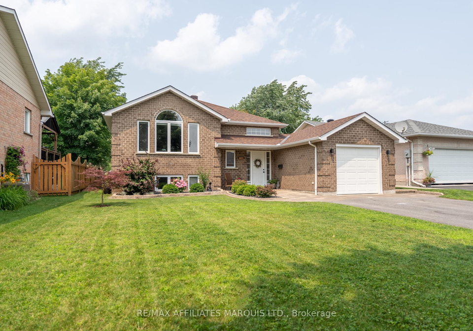 1161-kirkman-court-cornwall-ontario-x12349574